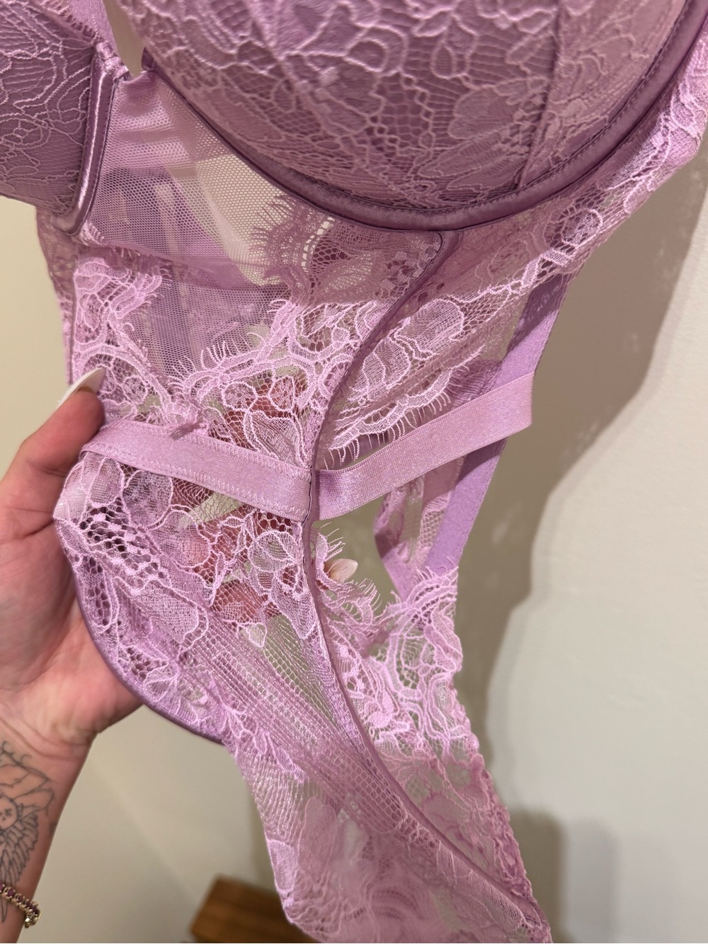 Victoria's Secret Lace Push-Up Bodysuit - Lilac Pink - Picture 2 of 8